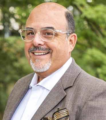Thomas (Tom) Sousa