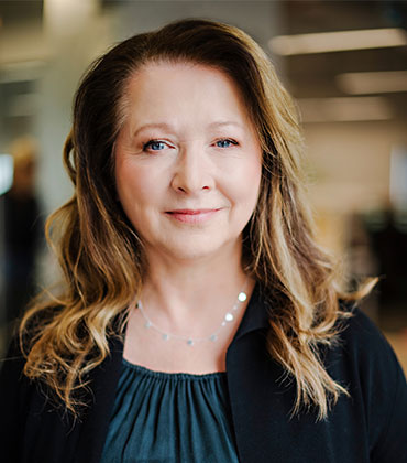 Carol Leaman, Axonify | Hospitality Business Review | Frying Oil Saver Device Company of The Year In Canada