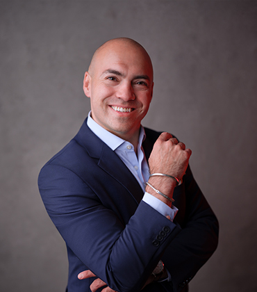 Carlos Kronen, THE BARTENDER COMPANY | Hospitality Business Review | Top Mobile Bartending Services